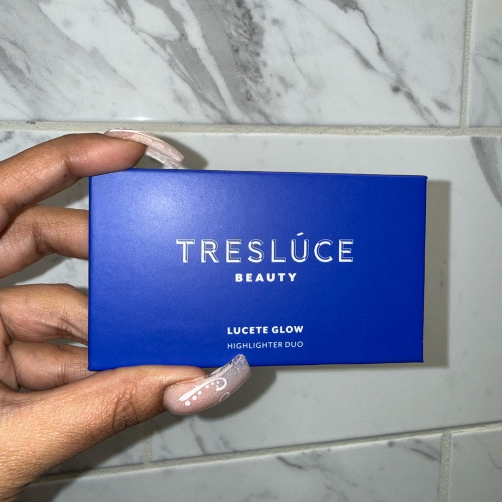 Treslúce Beauty Lucete Glow Highlighter Duo - Blue